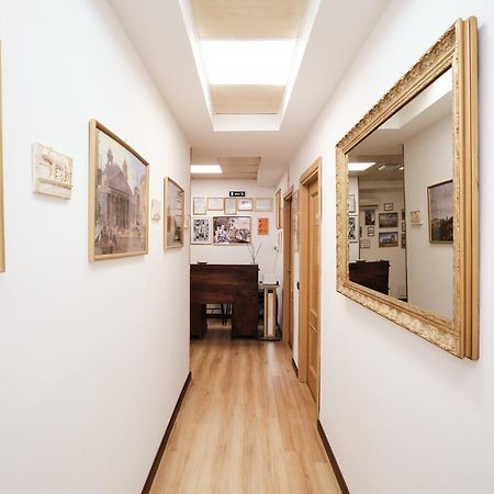 Bed and Breakfast Il Pontefice Luxury Рим Экстерьер фото